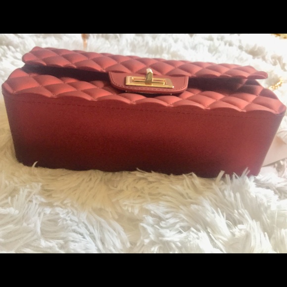 🌹RED🌹QUILTED  Jelly Crossbody/Shoulder Bag NWT🏷 - Picture 9 of 15